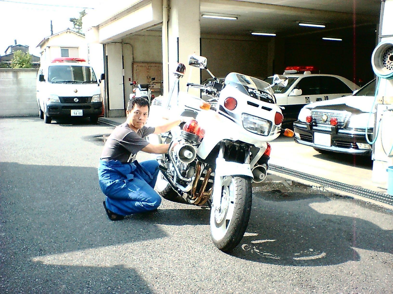 スズキGSF1200P: 脱公務員の部屋・元白バイ乗り親父の話